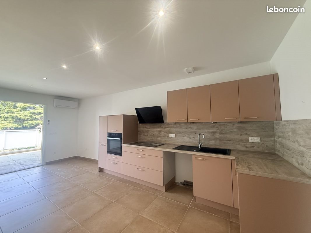 Appartement à vendre, 99m², Istres