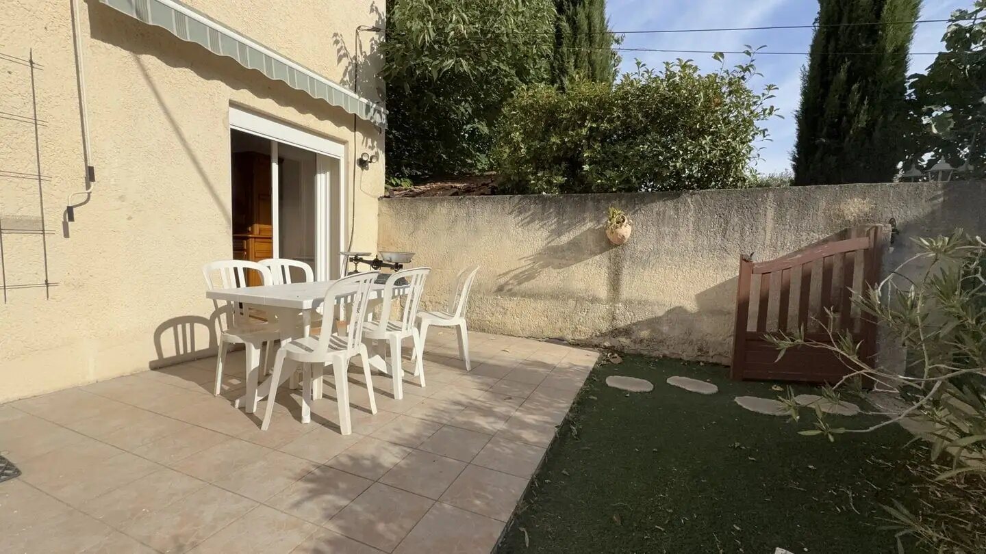 Appartement à louer, 75m², Istres
