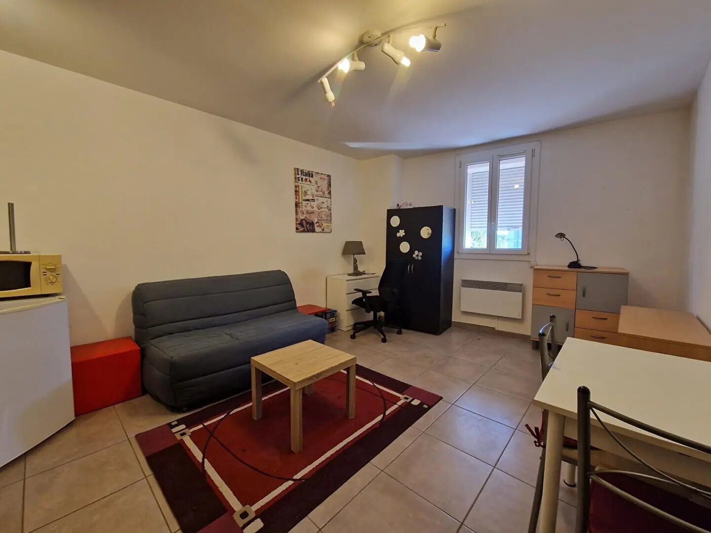 Appartement à louer, 25m², Istres