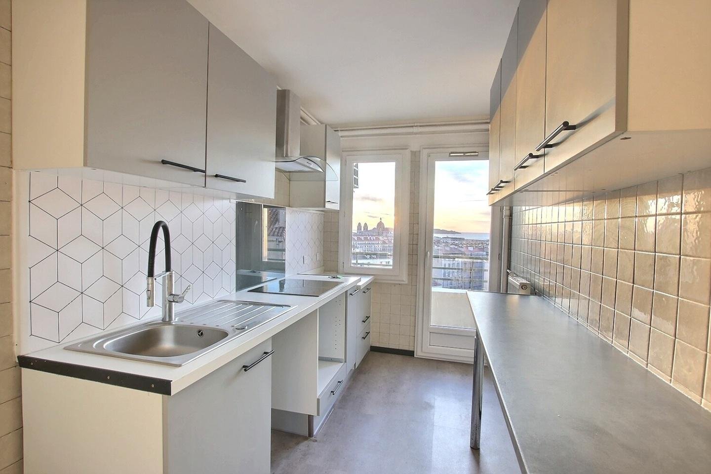 Appartement à louer, 54m², Marseille 2ème