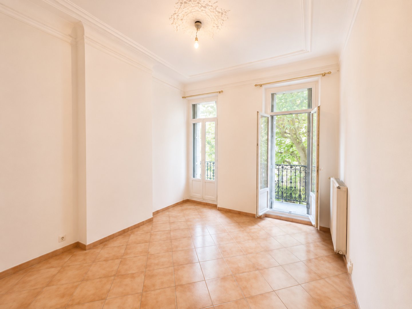 Appartement à louer, 60m², Marseille 7ème