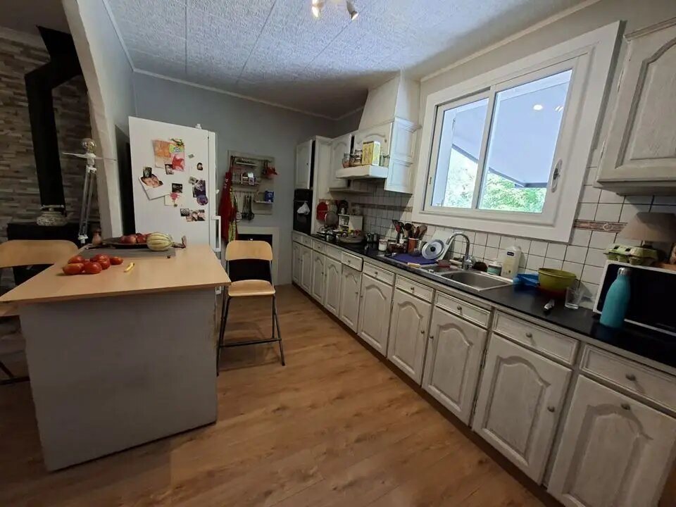 Maison à vendre, 107m², Château-l'Evêque