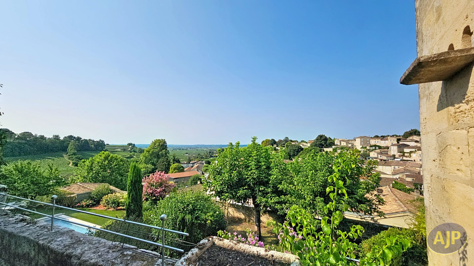 Maison à vendre, 104m², Saint-Emilion