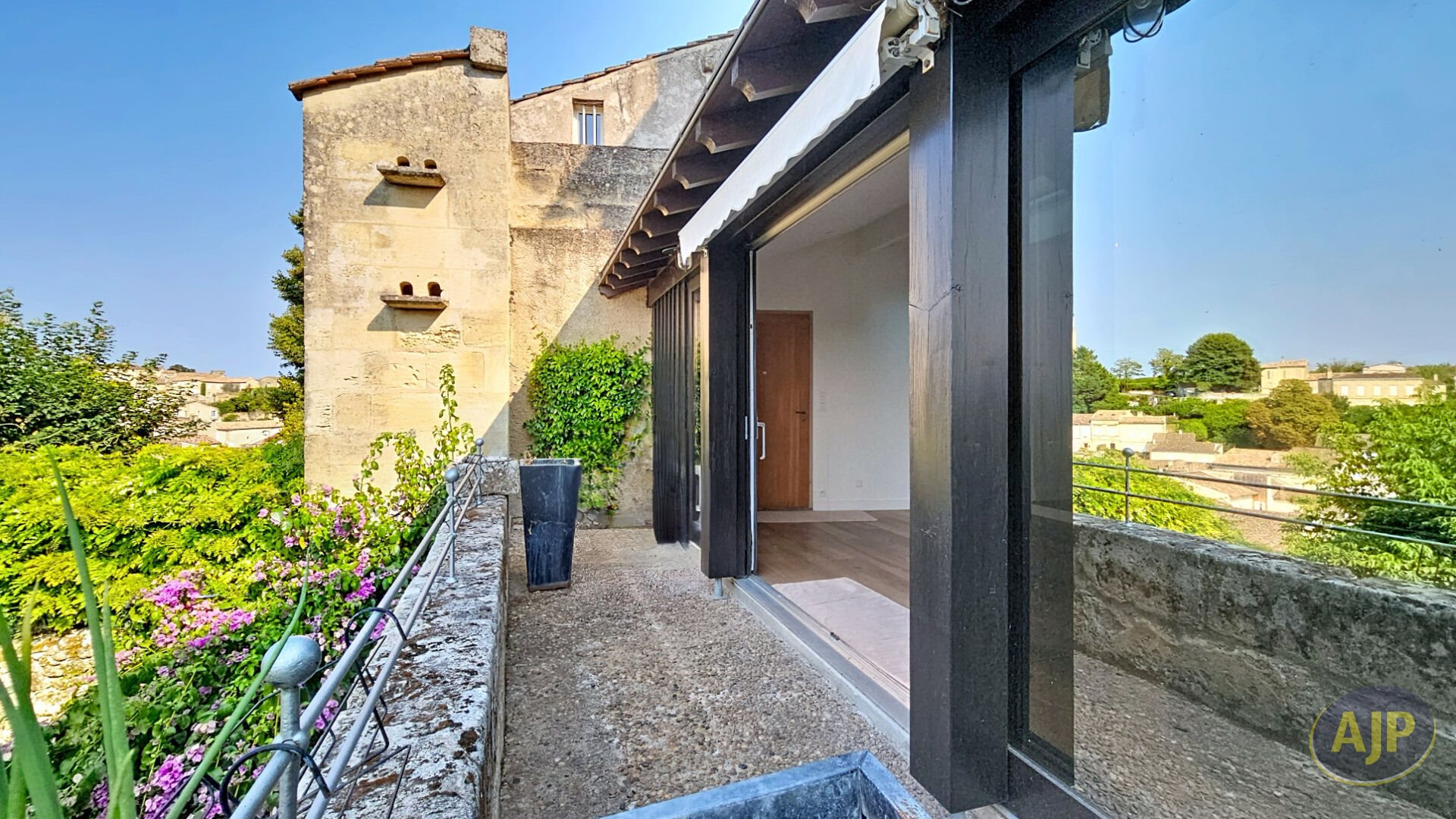 Maison à vendre, 104m², Saint-Emilion