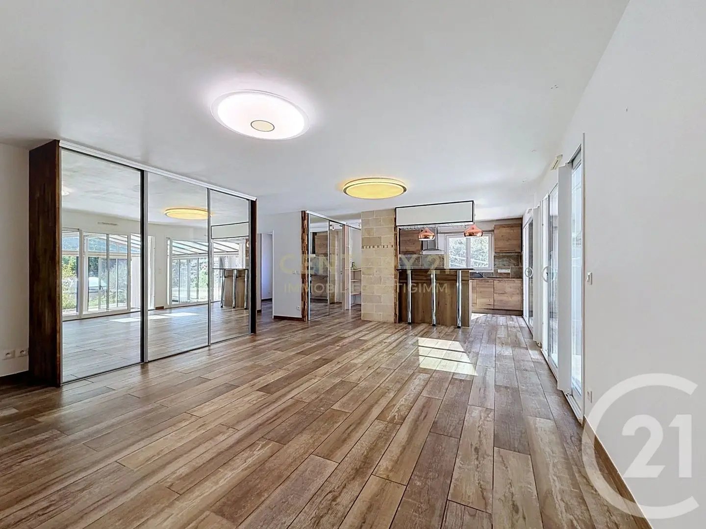 Maison à louer, 165m², Saint-Alban-de-Roche