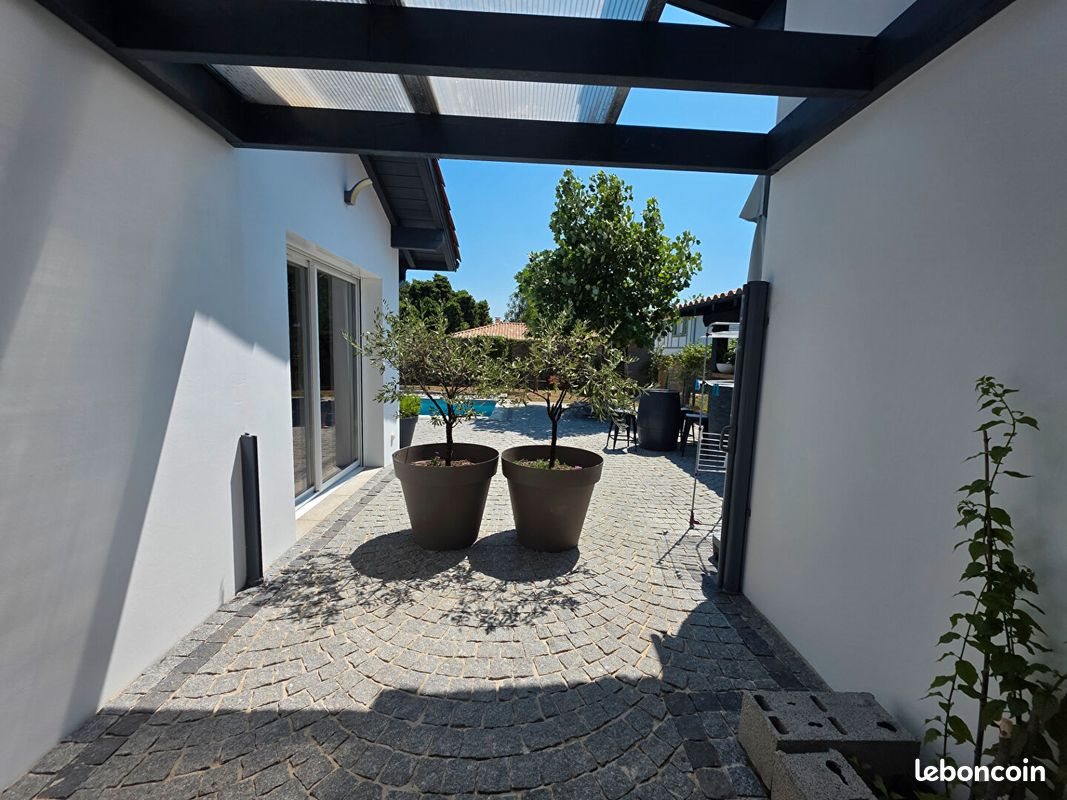 Maison à vendre, 126m², Saubrigues