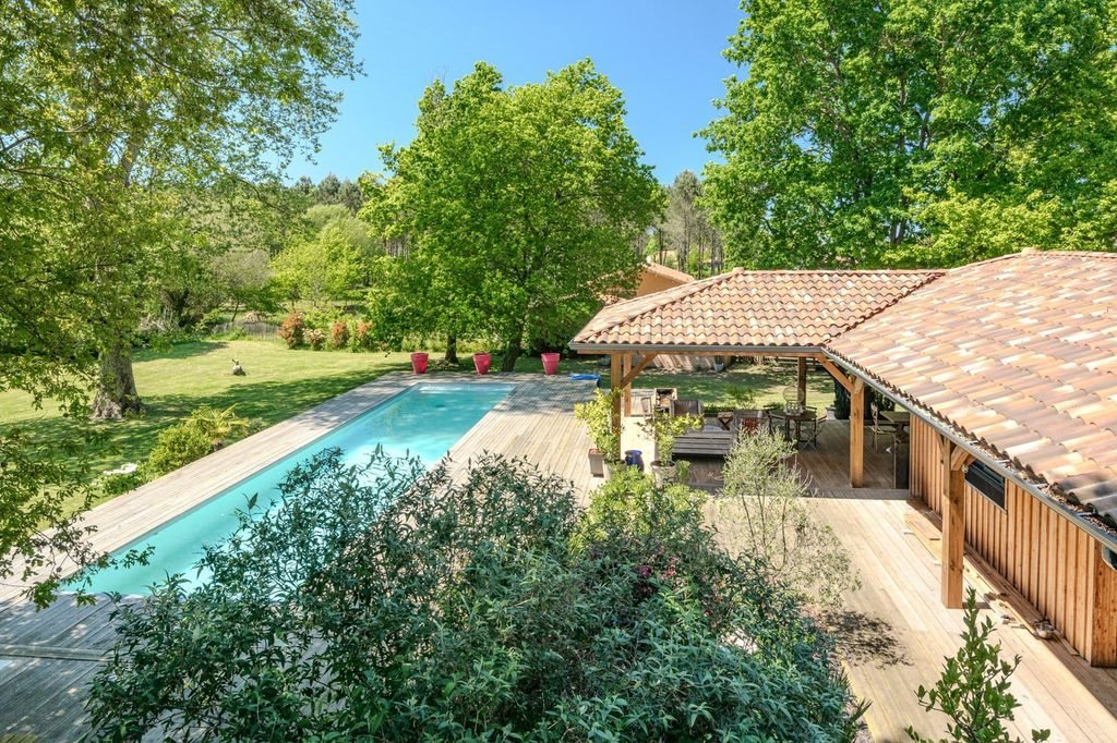 Maison à vendre, 466m², Saint-Julien-en-Born