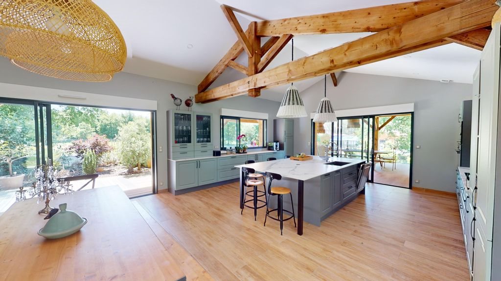 Maison à vendre, 466m², Saint-Julien-en-Born