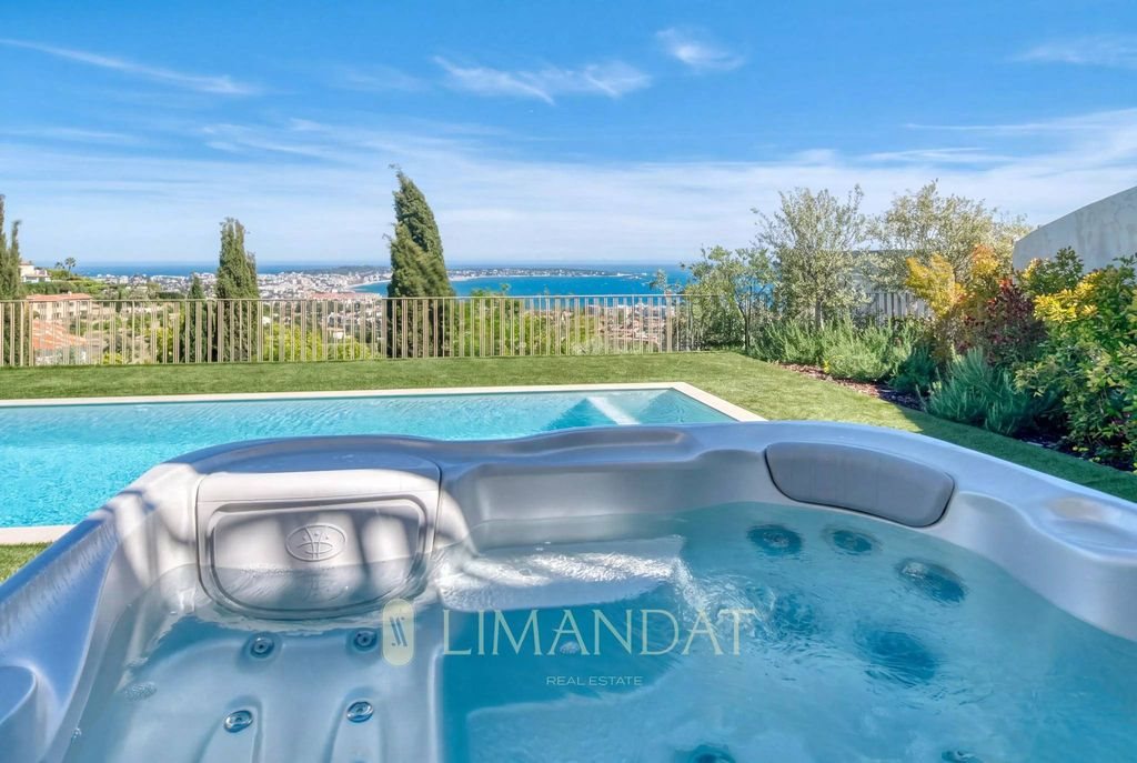Maison à louer, 232m², Cannes