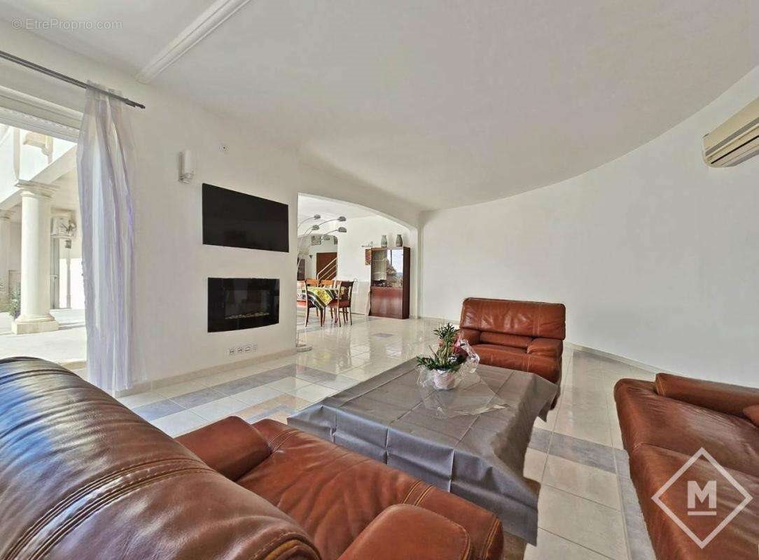 Maison à vendre, 478m², Marseille 12ème
