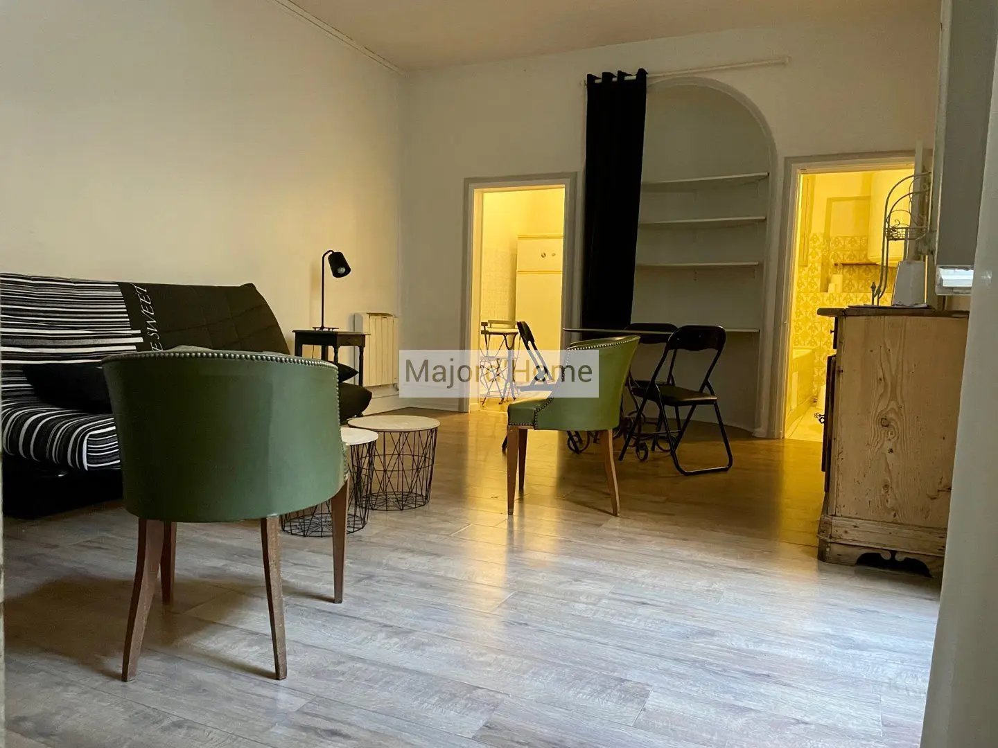 Appartement à louer, 34m², Nîmes