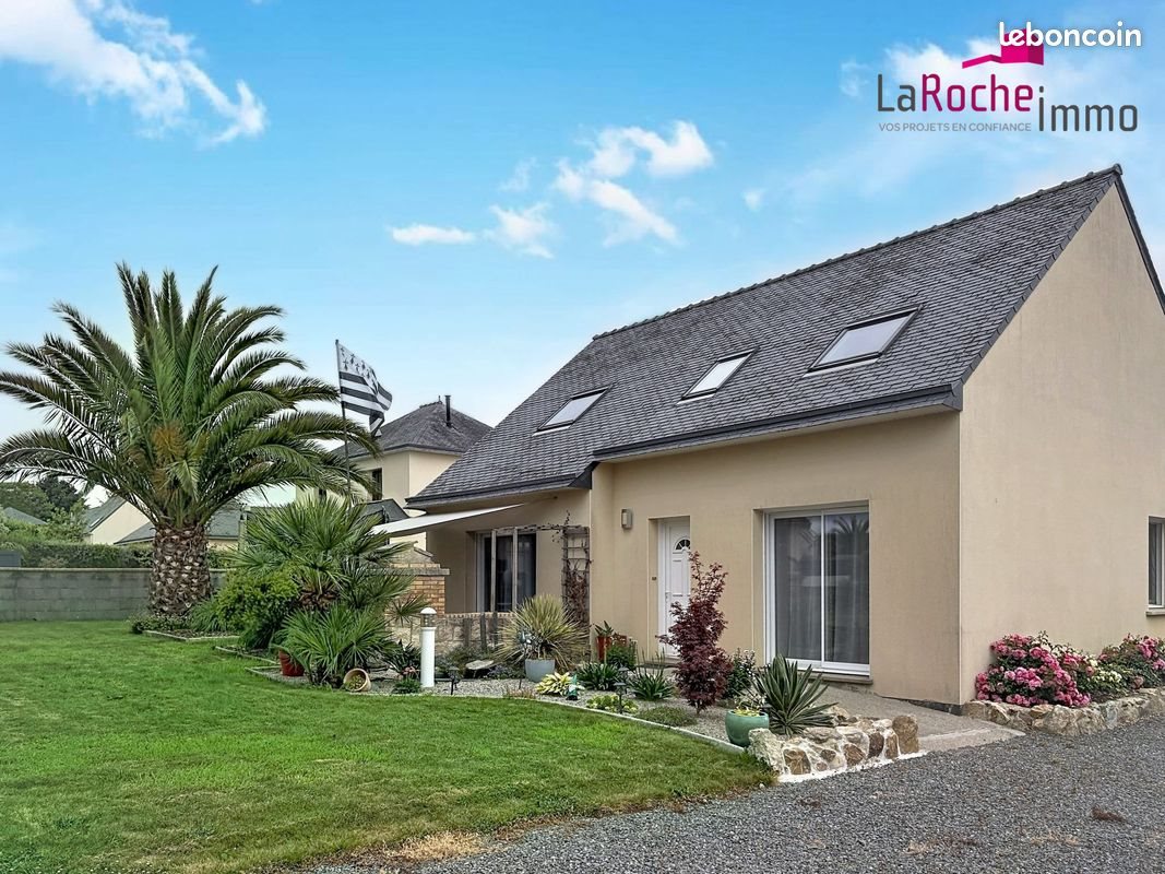 Maison à vendre, 121m², Plounéventer