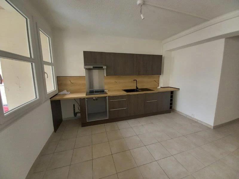 Appartement à louer, 49m², Alès