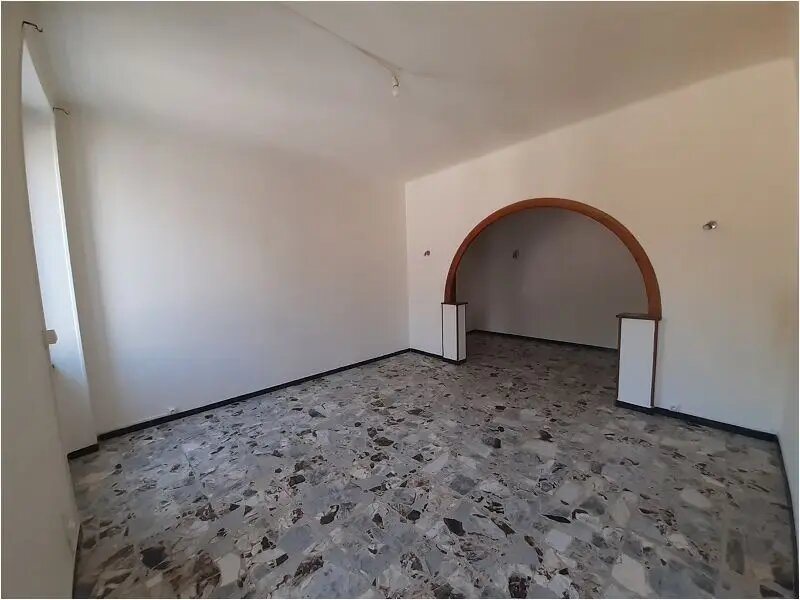 Appartement à louer, 91m², Alès