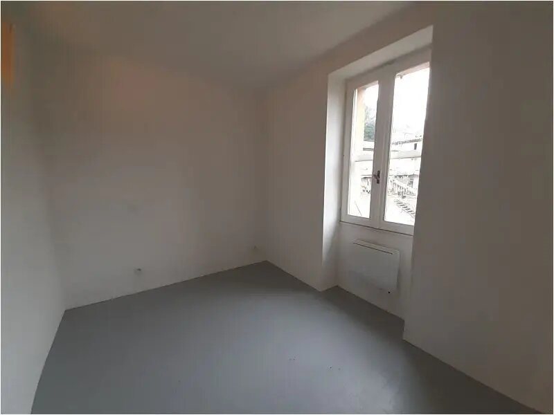 Appartement à louer, 32m², La Grand-Combe