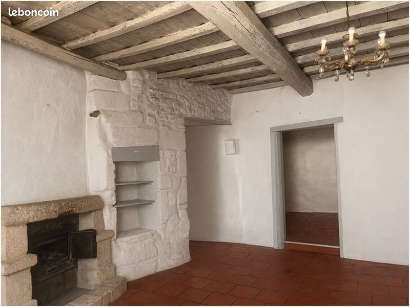 Maison à louer, 76m², Saint-Quentin-la-Poterie