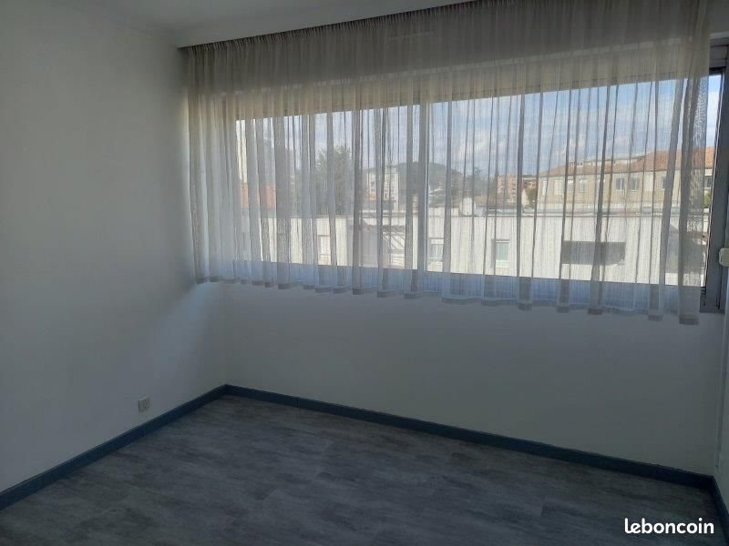 Appartement à louer, 76m², Alès