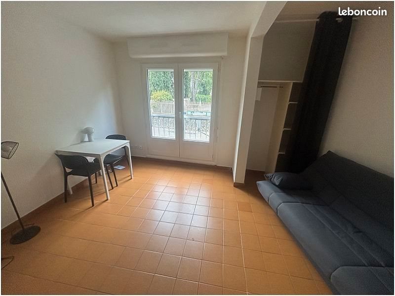 Appartement à louer, 18m², Alès