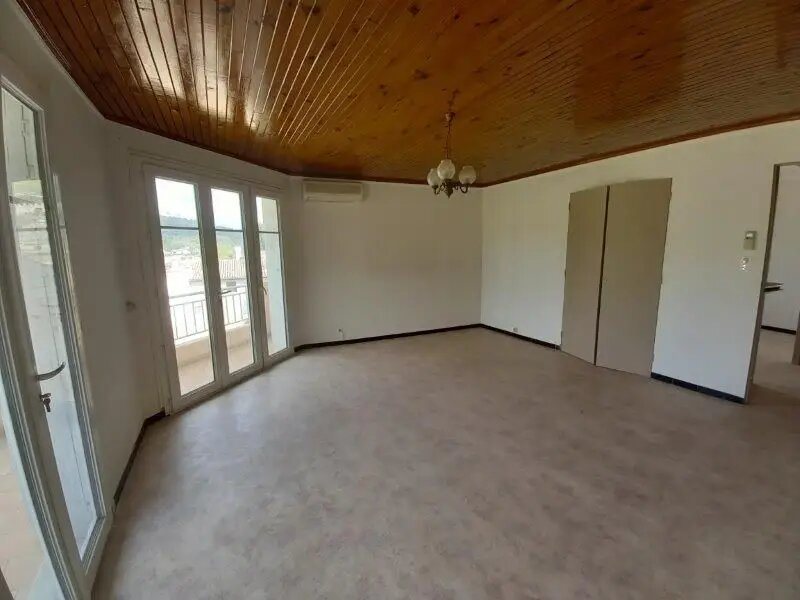 Appartement à louer, 65m², Saint-Ambroix