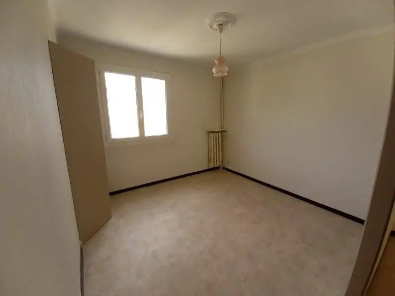 Appartement à louer, 65m², Saint-Ambroix