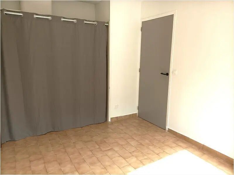 Appartement à louer, 33m², Alès