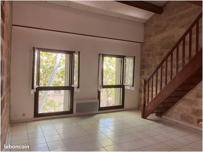 Appartement à louer, 41m², Uzès
