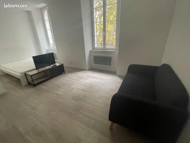 Appartement à louer, 32m², Alès