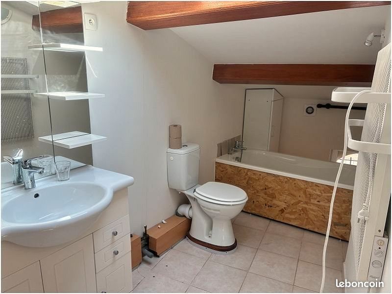 Appartement à louer, 30m², Alès