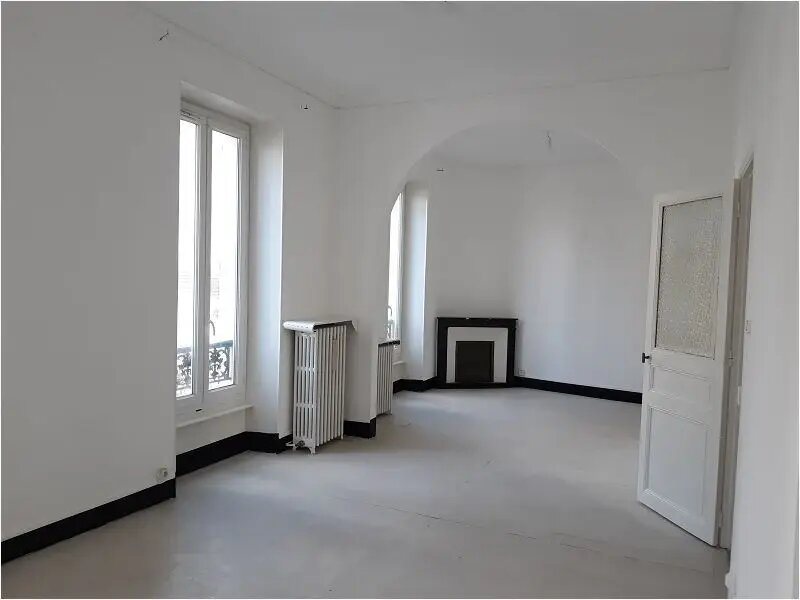 Appartement à louer, 71m², Alès