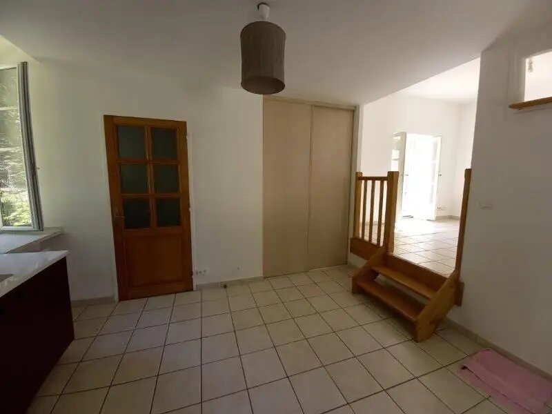 Appartement à louer, 30m², Saint-Martin-de-Valgalgues