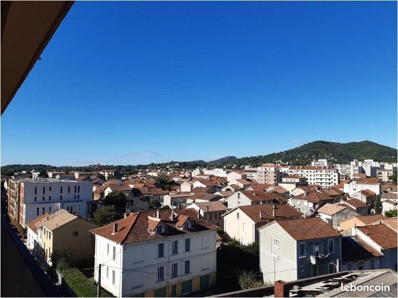 Appartement à louer, 79m², Alès