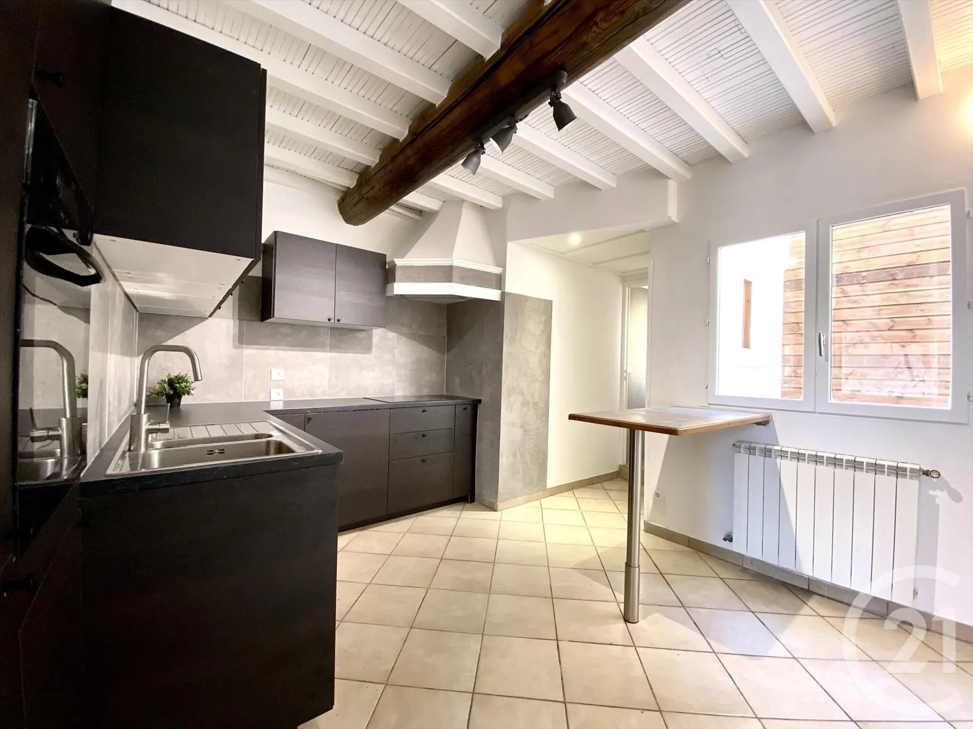 Maison à louer, 120m², Arles