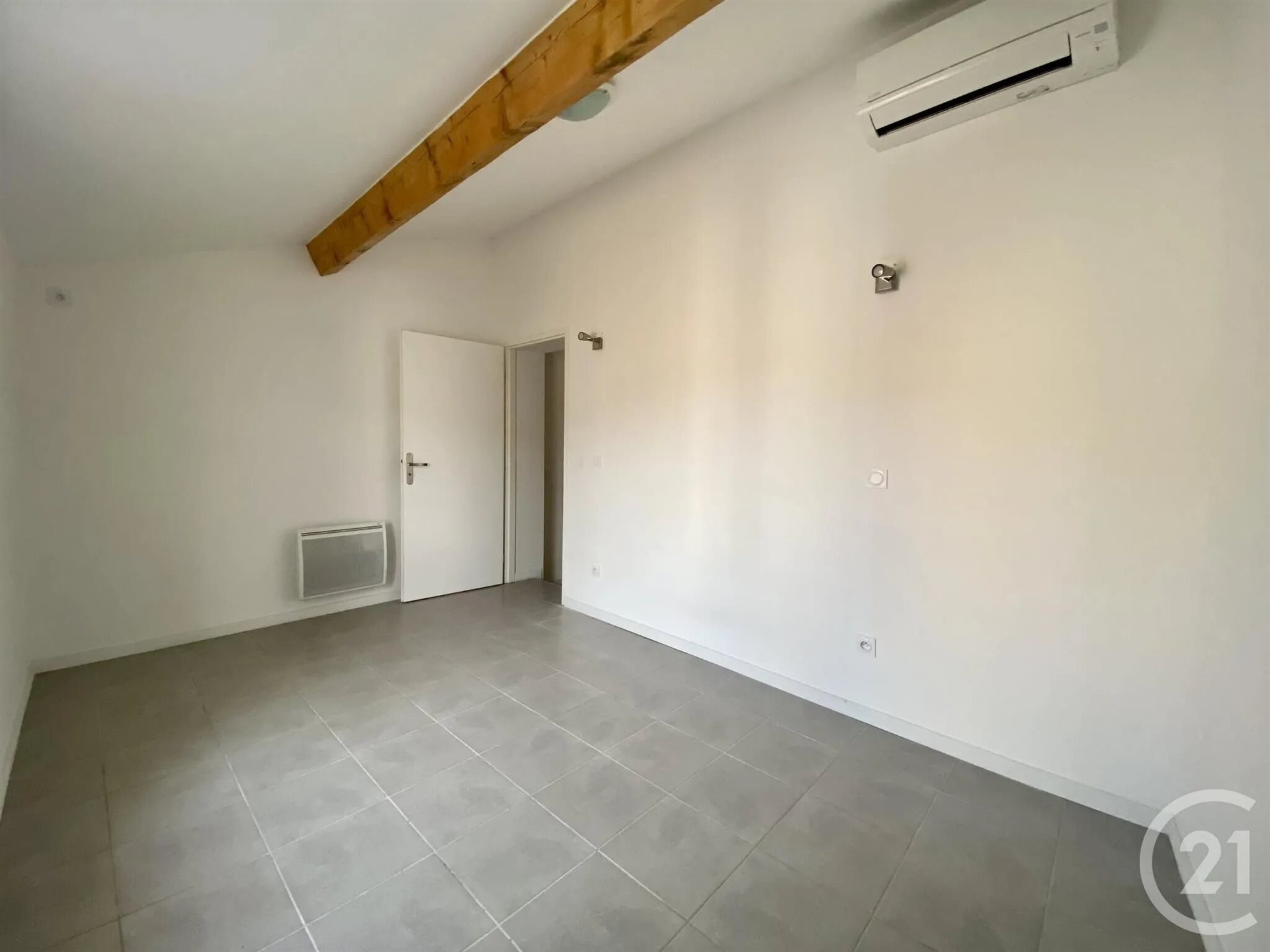 Appartement à louer, 48m², Arles