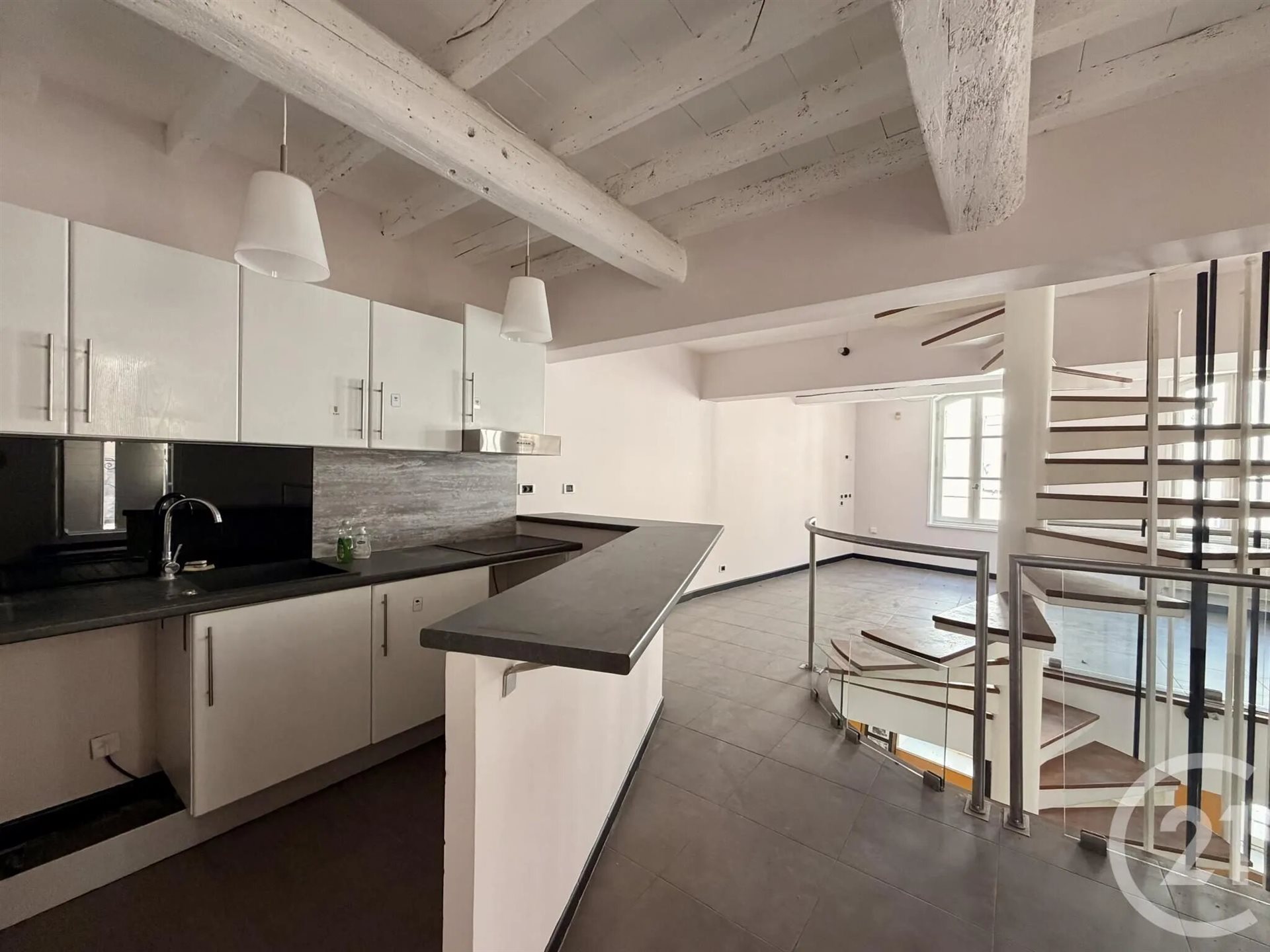 Maison à louer, 123m², Arles