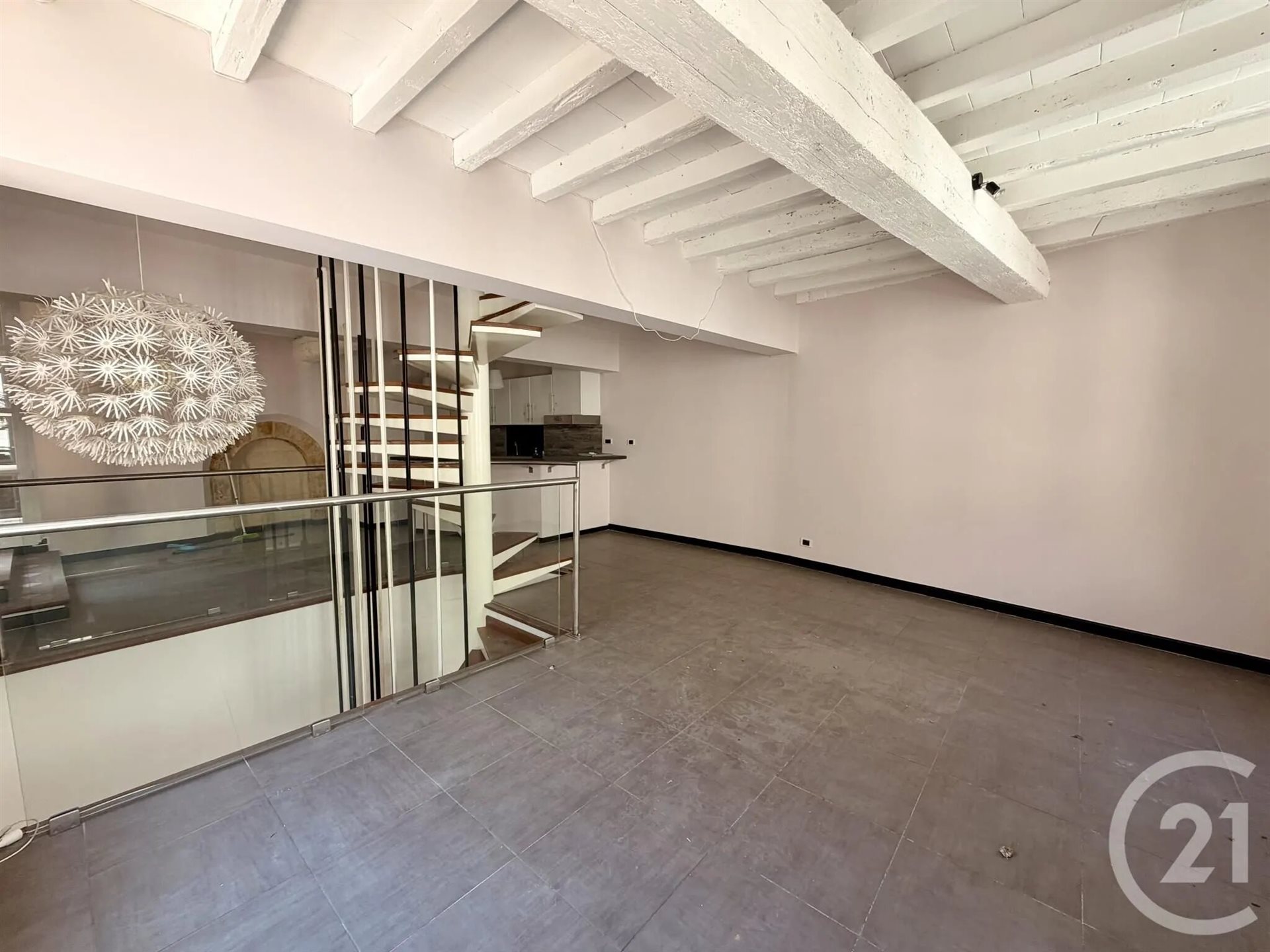 Maison à louer, 123m², Arles