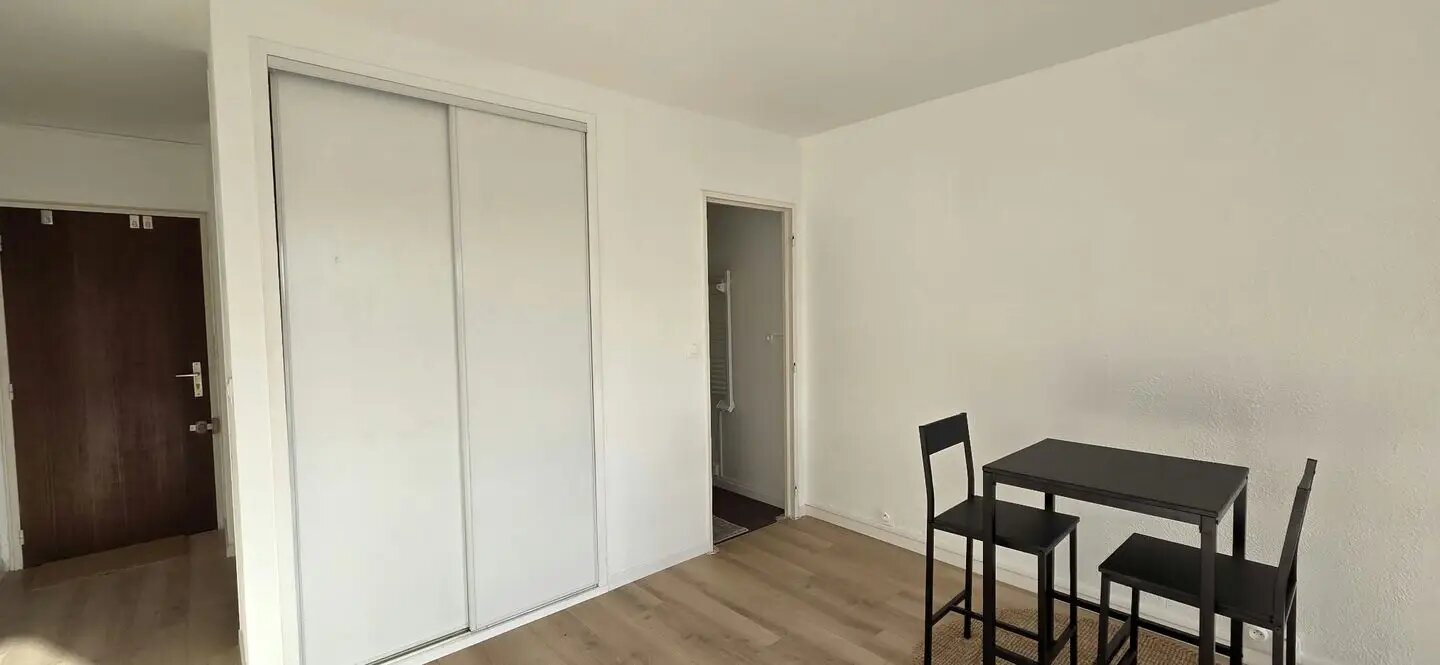 Appartement à louer, 28m², Talence