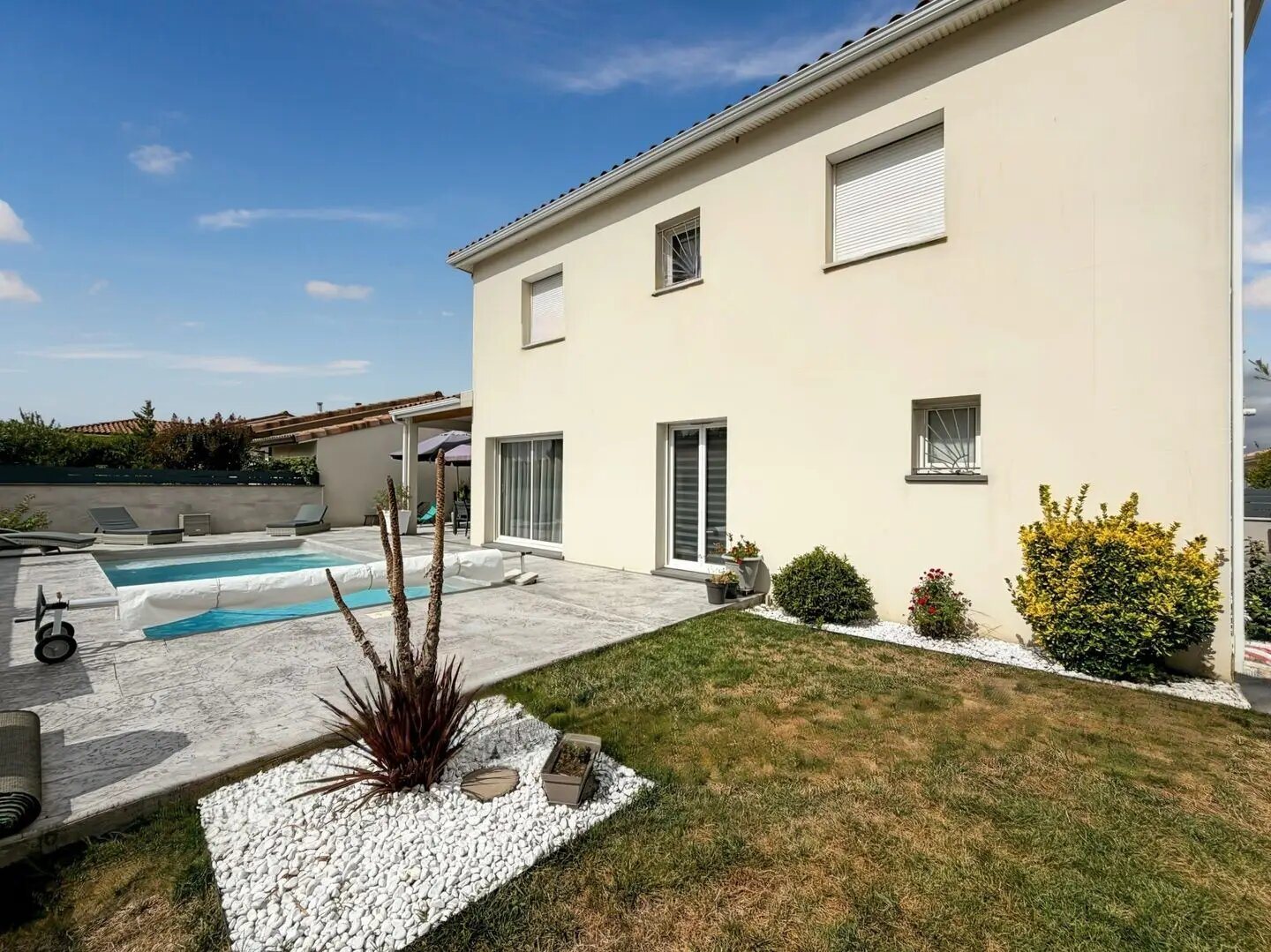 Maison à vendre, 132m², Frouzins