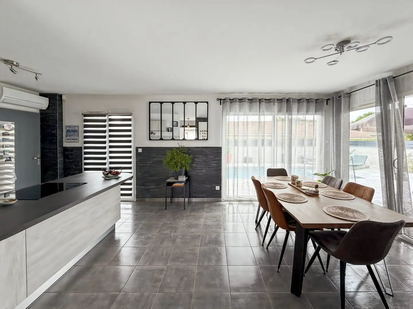Maison à vendre, 132m², Frouzins