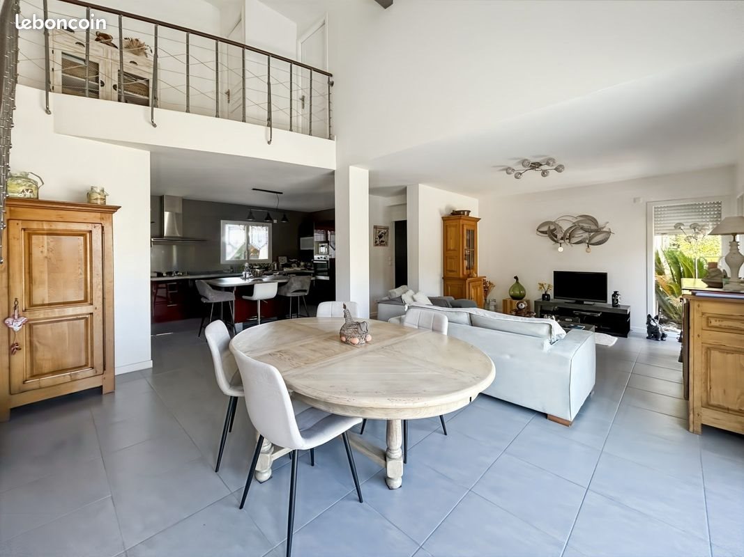Maison à vendre, 124m², L'Isle-Jourdain