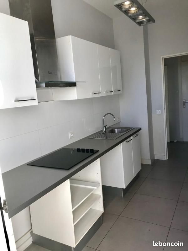 Appartement à louer, 53m², Nice