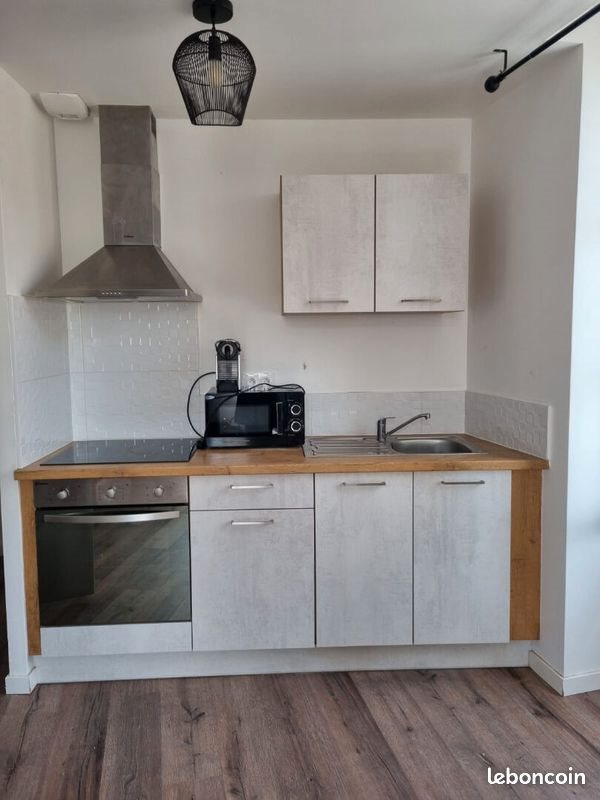 Appartement à louer, 25m², Romans-sur-Isère