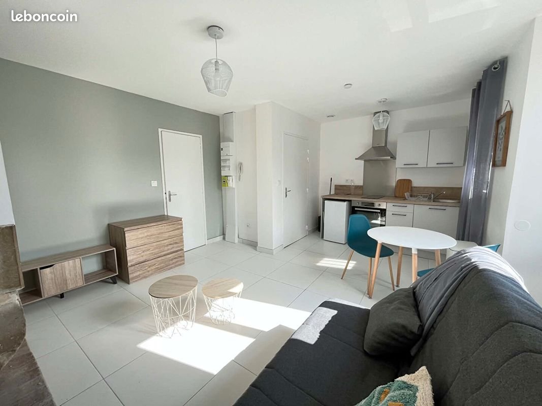 Appartement à louer, 20m², Romans-sur-Isère