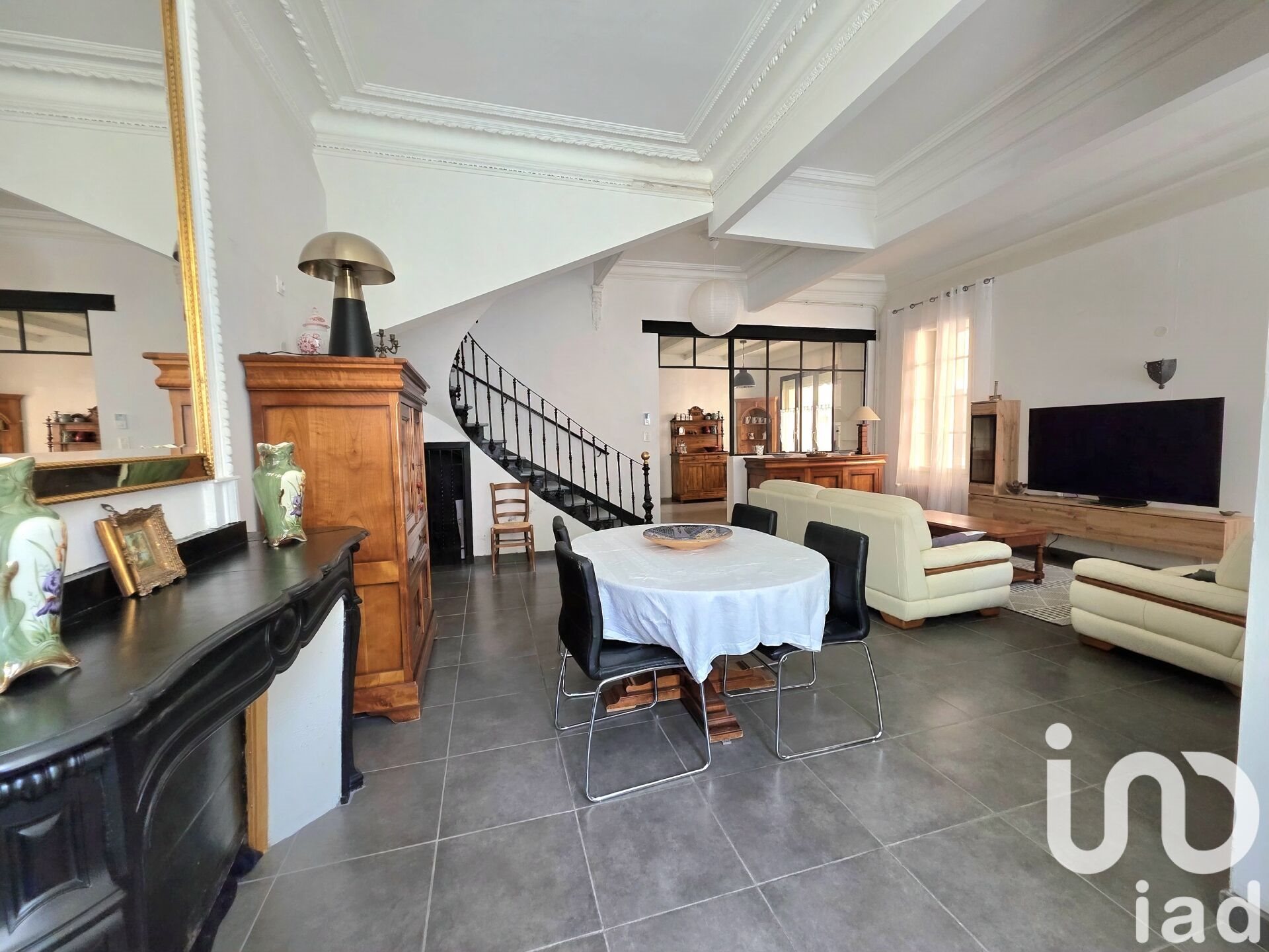 Maison à vendre, 270m², Coursan