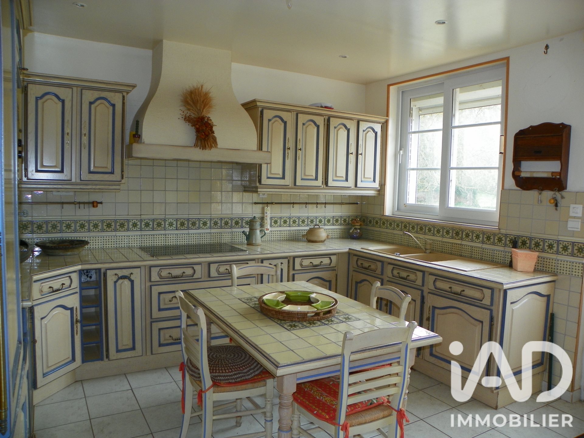 Maison à vendre, 160m², Beaumont-le-Roger