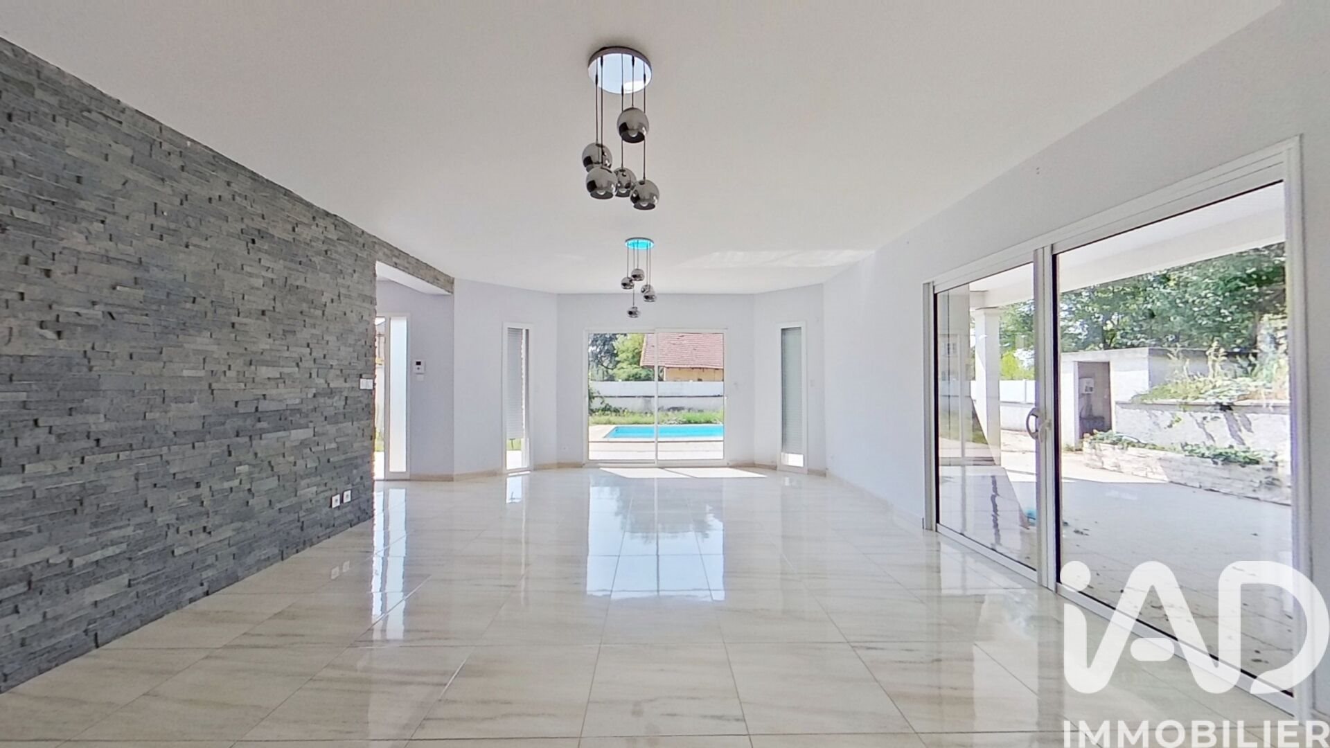 Maison à vendre, 126m², Saint-Clair-de-la-Tour