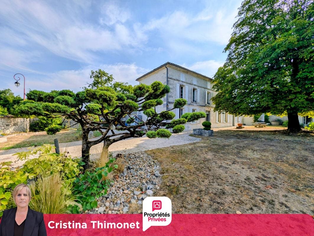 Maison à vendre, 204m², Salignac-sur-Charente