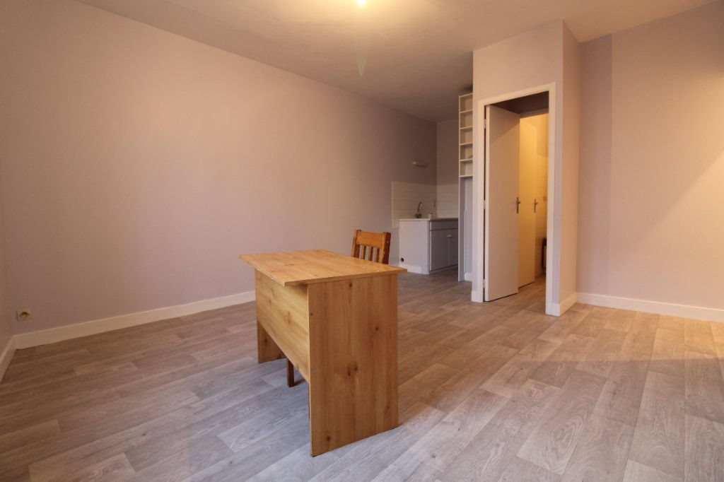 Appartement à louer, 22m², Montrichard