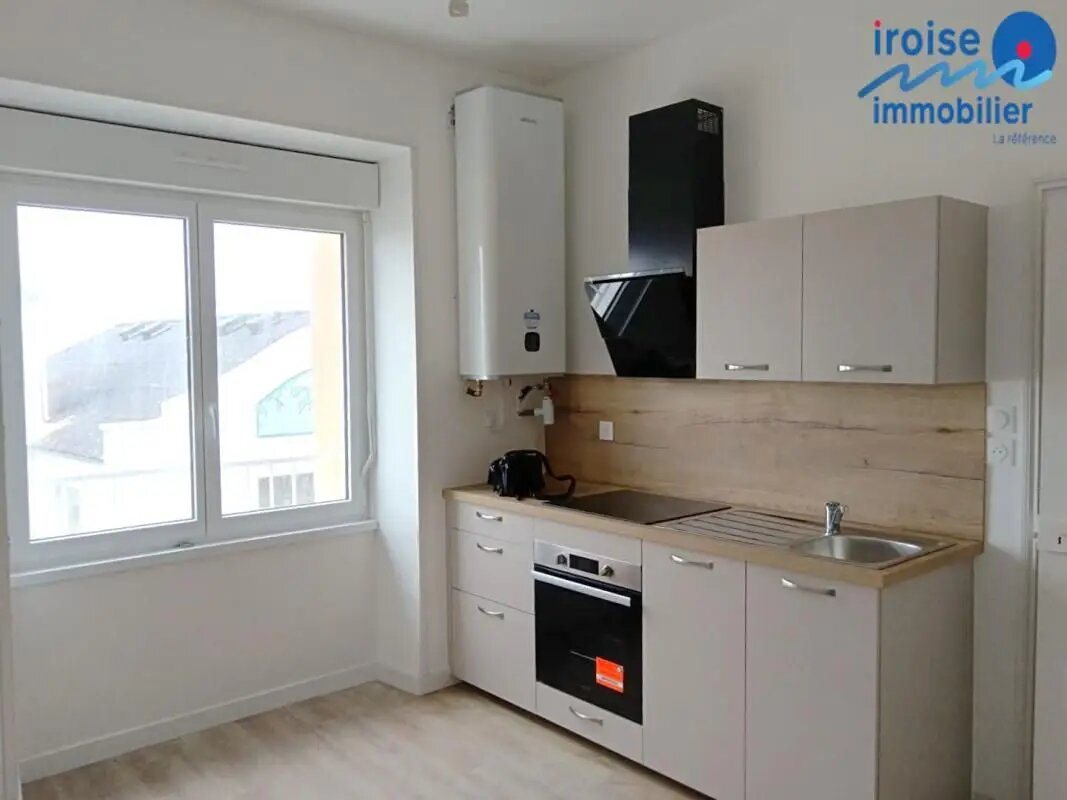 Appartement à louer, 71m², Porspoder