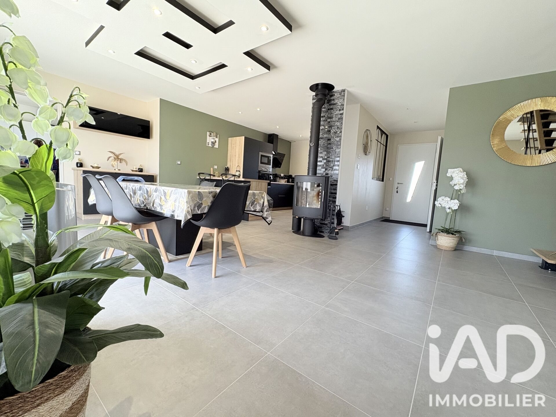 Maison à vendre, 134m², Villebernier