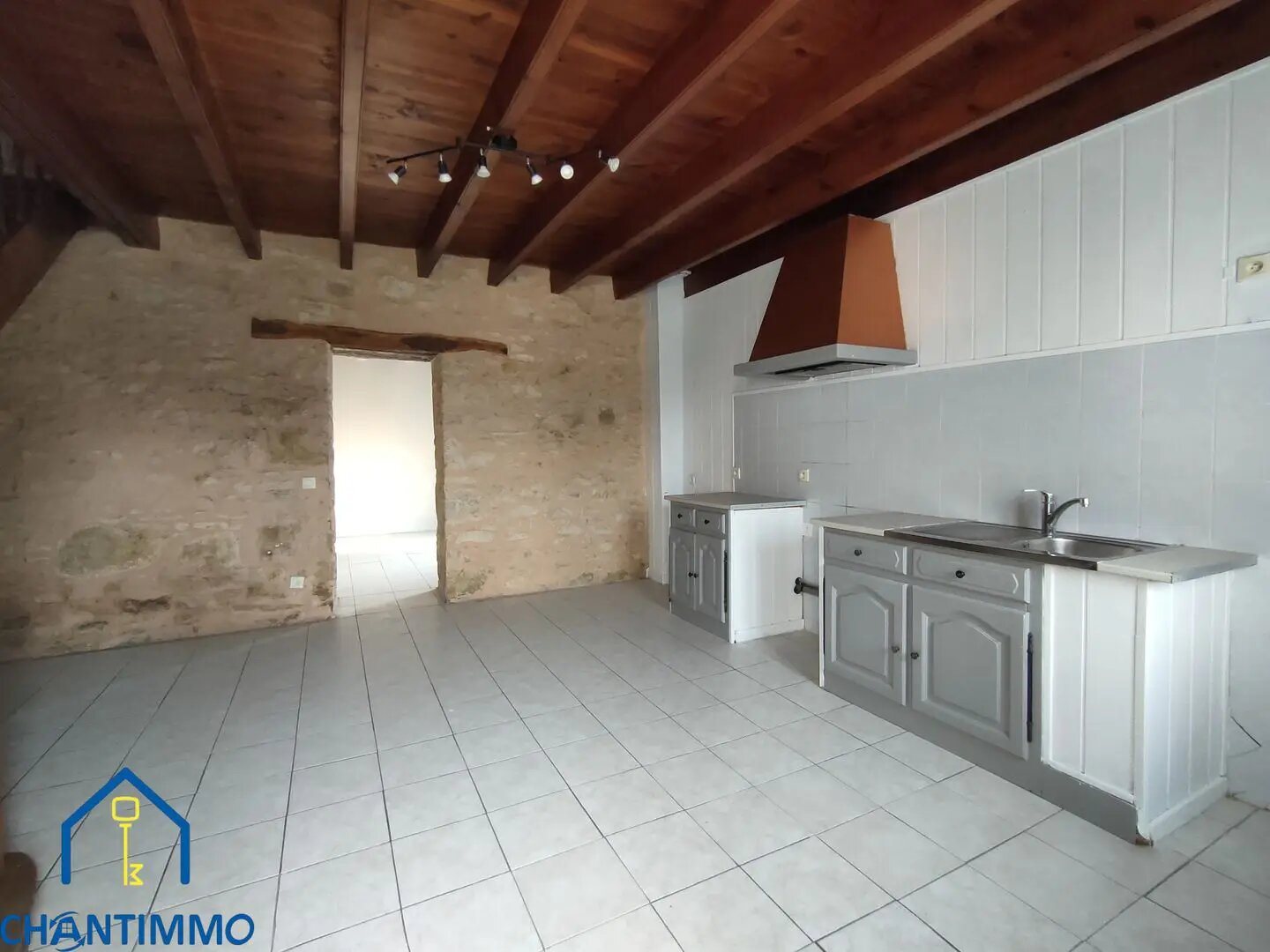 Maison à louer, 80m², Sigournais